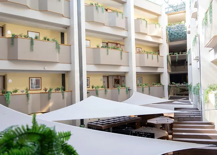 Hotel Abastos Plaza México DF